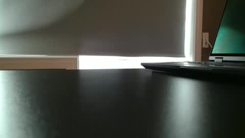 flexposelover online show from April 7, 2026, 7:42 am