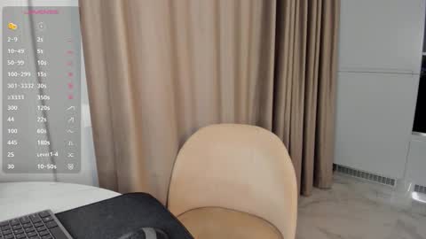 Emely  online show from October 24, 2025, 5:15 am