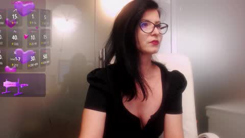 Snapshot of flirtysecretary123 chatting on October 3, 2025, 9:39 am flirtysecretary123 online show from October 3, 2025, 9:39 am