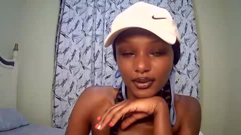 sheery online show from March 7, 2025, 2:23 pm