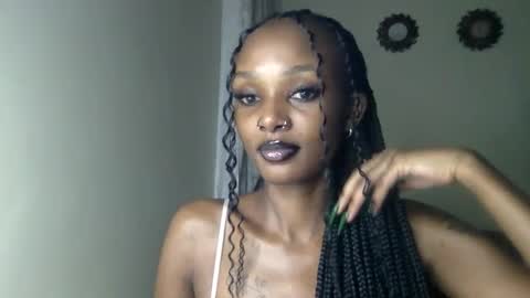 sheery online show from May 31, 2026, 10:33 pm