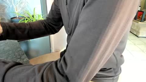 floki52016 online show from April 24, 2026, 9:12 am