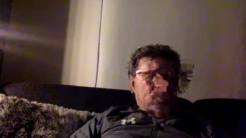 flonolalacla online show from February 27, 2025, 8:09 pm