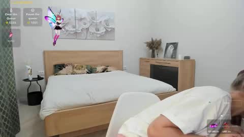 Mona online show from October 24, 2025, 12:41 am