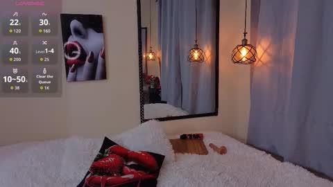 flor_gil online show from February 6, 2026, 4:28 am