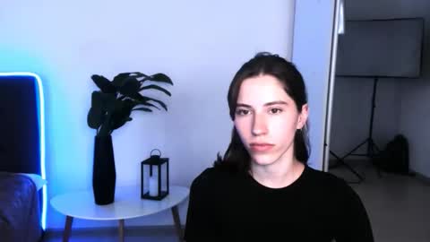 Snapshot of flora_54 chatting on June 11, 2026, 1:31 pm flora_54 online show from June 11, 2026, 1:31 pm