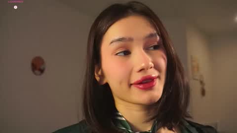 Viola online show from November 2, 2025, 4:15 am