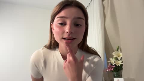 Snapshot of floret_joy chatting on October 4, 2025, 2:26 pm ALICE online show from October 4, 2025, 2:26 pm