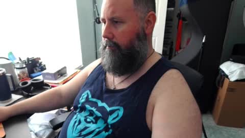 Snapshot of floridabearx chatting on April 19, 2026, 8:11 pm FloridaBear online show from April 19, 2026, 8:11 pm