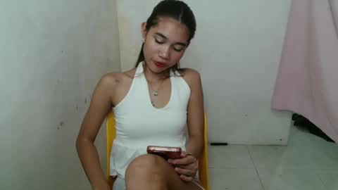 florloversweet1 online show from March 15, 2026, 6:47 pm