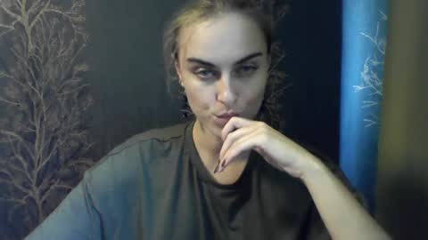 Snapshot of flower_bluee chatting on August 3, 2026, 9:26 am Ambika 3 online show from August 3, 2026, 9:26 am