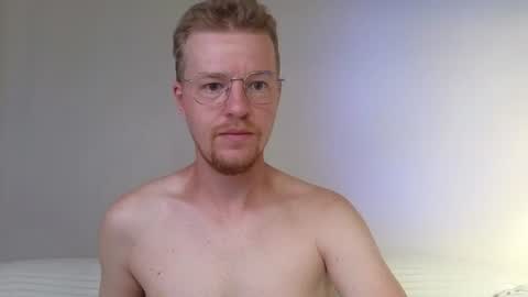 Snapshot of flower_haze chatting on July 16, 2026, 3:45 am Alexander online show from July 16, 2026, 3:45 am