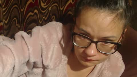 say meow and send tip  online show from December 1, 2025, 5:40 pm