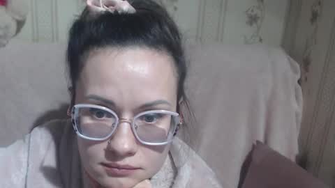 say meow and send tip  online show from February 26, 2026, 7:24 pm