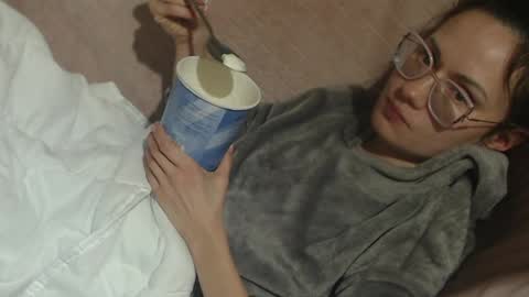 Snapshot of flowercandydoll chatting on March 15, 2026, 11:00 pm say meow and send tip online show from March 15, 2026, 11:00 pm