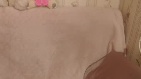 Snapshot of flowercandydoll chatting on March 17, 2026, 10:29 am say meow and send tip online show from March 17, 2026, 10:29 am