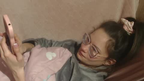 Snapshot of flowercandydoll chatting on March 22, 2026, 7:06 pm say meow and send tip online show from March 22, 2026, 7:06 pm