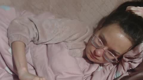 Snapshot of flowercandydoll chatting on March 29, 2026, 10:10 pm say meow and send tip online show from March 29, 2026, 10:10 pm