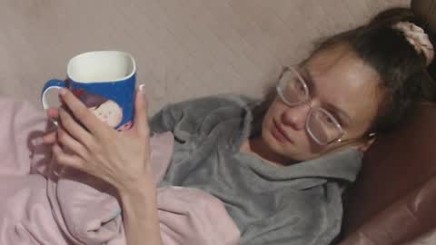 Snapshot of flowercandydoll chatting on April 10, 2026, 4:12 pm say meow and send tip online show from April 10, 2026, 4:12 pm