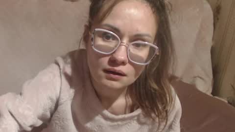 Snapshot of flowercandydoll chatting on April 12, 2026, 3:17 pm say meow and send tip online show from April 12, 2026, 3:17 pm