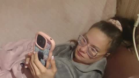 Snapshot of flowercandydoll chatting on April 28, 2026, 6:57 pm say meow and send tip online show from April 28, 2026, 6:57 pm