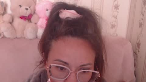 Snapshot of flowercandydoll chatting on May 5, 2026, 7:05 am say meow and send tip online show from May 5, 2026, 7:05 am