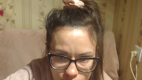 say meow and send tip  online show from February 21, 2026, 10:33 pm