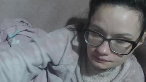 say meow and send tip  online show from February 25, 2026, 12:37 pm