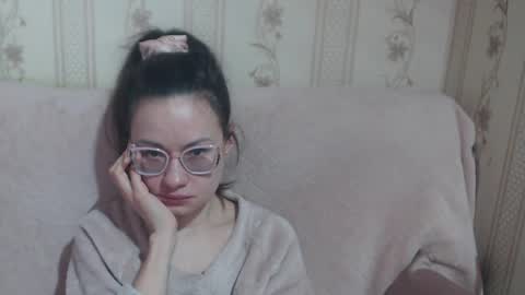 say meow and send tip  online show from March 6, 2026, 10:23 am