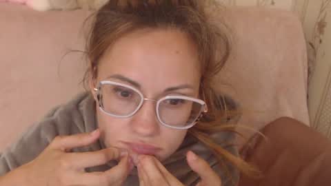 Snapshot of flowercandydoll13 chatting on July 13, 2026, 1:58 pm say meow and send tip online show from July 13, 2026, 1:58 pm