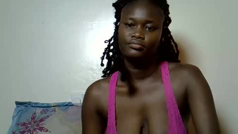 flowerdiva002 online show from November 4, 2025, 6:12 am