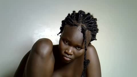 flowerdiva002 online show from November 23, 2025, 8:52 pm