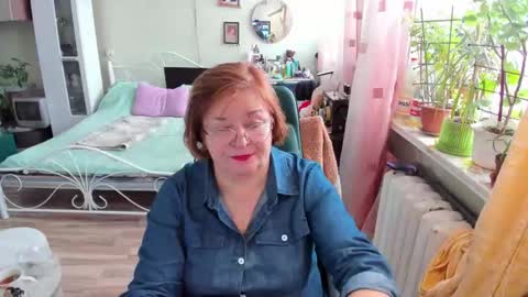 Flowerlower online show from February 19, 2026, 10:11 am