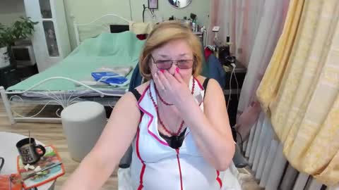 Flowerlower online show from March 17, 2026, 5:38 pm