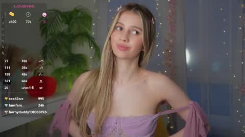 Adeline online show from March 3, 2025, 3:09 pm