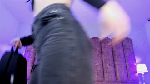  FLUFFY BUBBLE  online show from December 22, 2024, 10:49 am