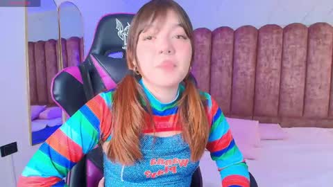 Snapshot of fluffy_bubble21 chatting on March 19, 2026, 4:27 am FLUFFY BUBBLE online show from March 19, 2026, 4:27 am