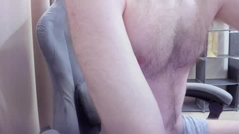 fluffycat  online show from December 17, 2024, 10:01 am