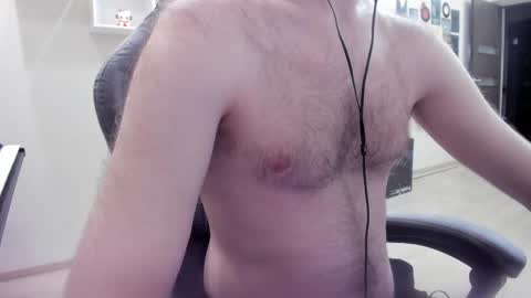 fluffycat  online show from March 2, 2025, 3:59 pm