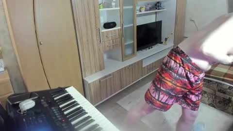 fluffycat  online show from September 16, 2025, 6:09 pm