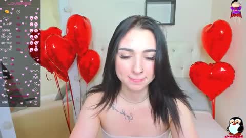 Snapshot of flufyfoxx chatting on February 14, 2025, 2:28 am Lina online show from February 14, 2025, 2:28 am