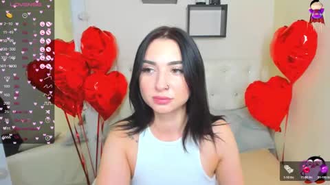 Snapshot of flufyfoxx chatting on February 18, 2025, 11:19 pm Lina online show from February 18, 2025, 11:19 pm