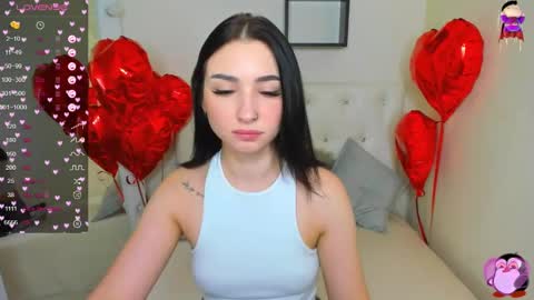 Snapshot of flufyfoxx chatting on February 24, 2025, 11:41 pm Lina online show from February 24, 2025, 11:41 pm