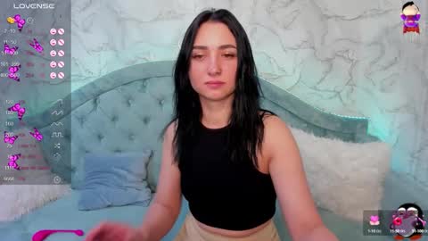 Snapshot of flufyfoxx chatting on September 28, 2025, 12:38 am Lina online show from September 28, 2025, 12:38 am