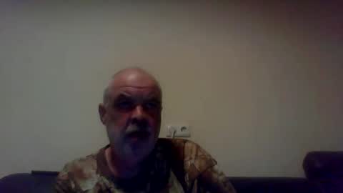 Snapshot of flutto chatting on May 31, 2026, 9:38 pm flutto online show from May 31, 2026, 9:38 pm