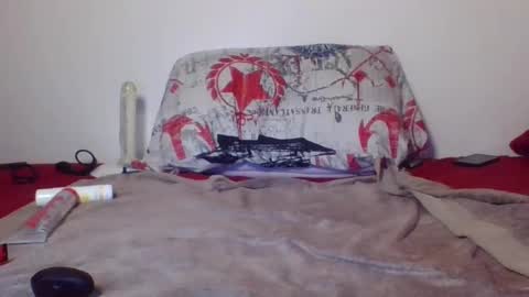 flylen online show from March 8, 2025, 9:08 pm