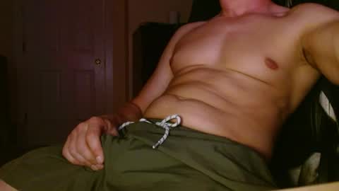 Snapshot of flynnbastion chatting on July 5, 2026, 7:48 am Flynn online show from July 5, 2026, 7:48 am