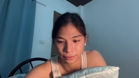 Snapshot of foeheart chatting on July 6, 2026, 4:31 pm Foe online show from July 6, 2026, 4:31 pm