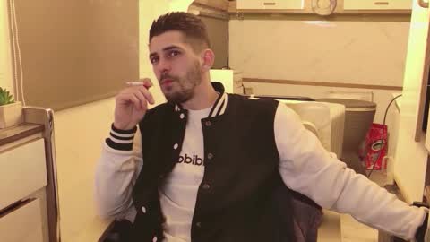 independent model online show from February 22, 2026, 5:33 pm