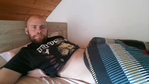 Snapshot of foniks96 chatting on August 7, 2026, 8:05 am Martin Grob online show from August 7, 2026, 8:05 am